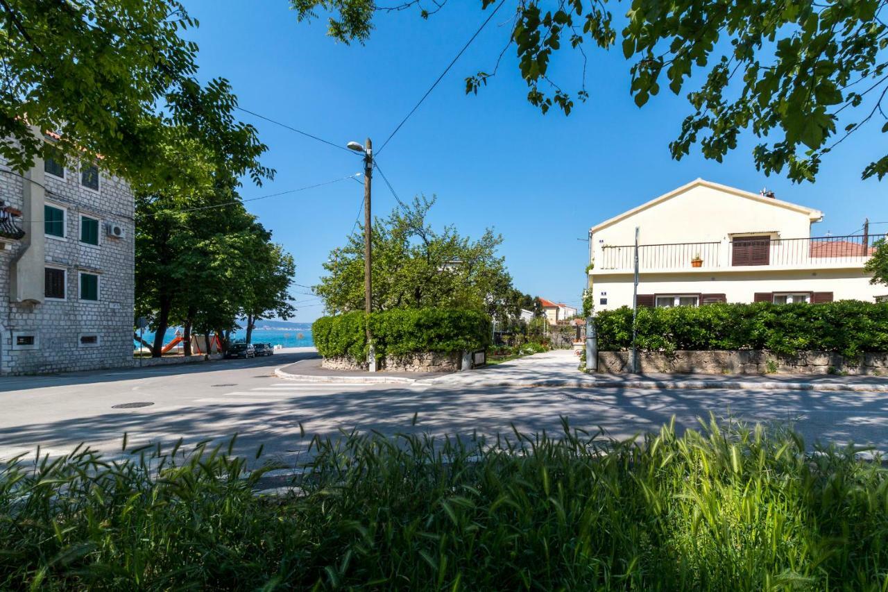 Apartment Jurasin Kaštela Екстериор снимка