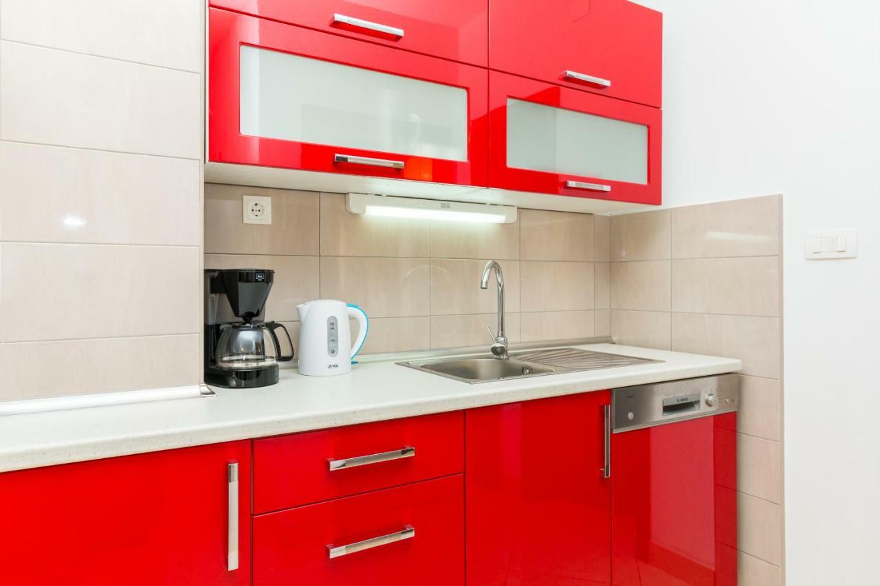 Apartment Jurasin Kaštela Екстериор снимка